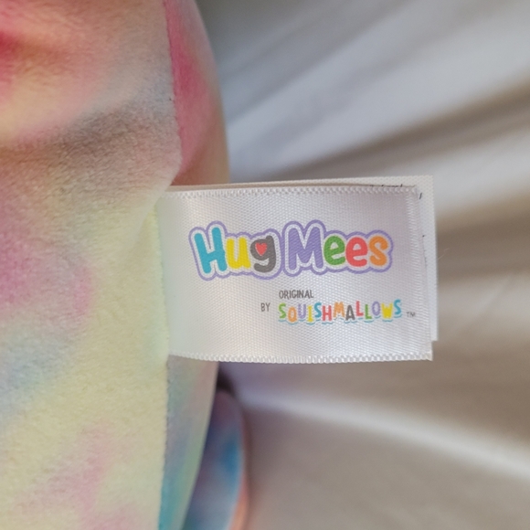 NWT 18" Tinley the Axolotl Easter Hug Mee Squishmallow Kellytoy Plush Toy - Picture 8 of 8